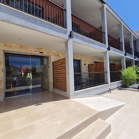 Maltepe Luxury Accommodation By Travel Pro Services Kallithea  Buitenkant foto