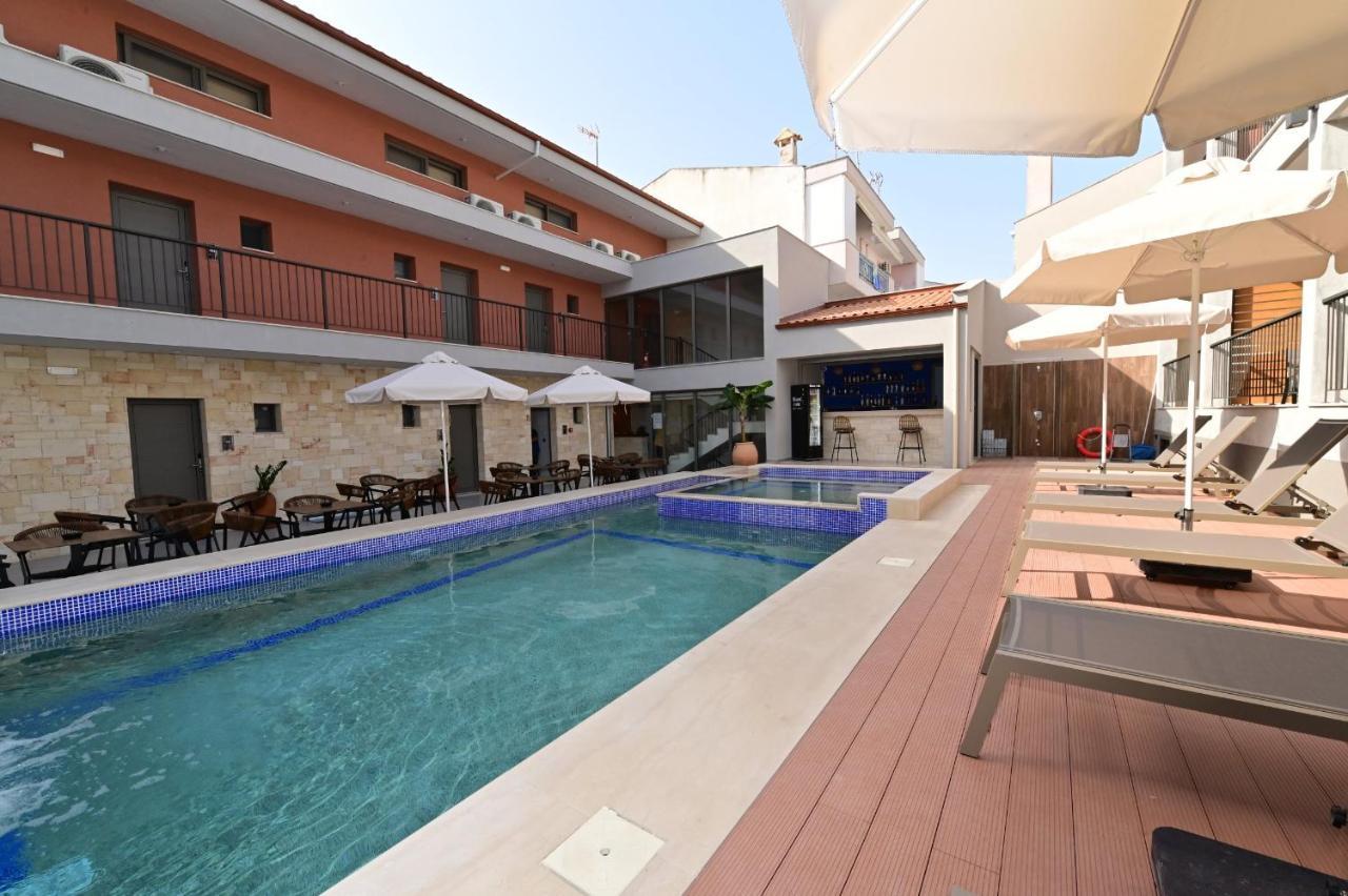 Maltepe Luxury Accommodation By Travel Pro Services Kallithea  Buitenkant foto