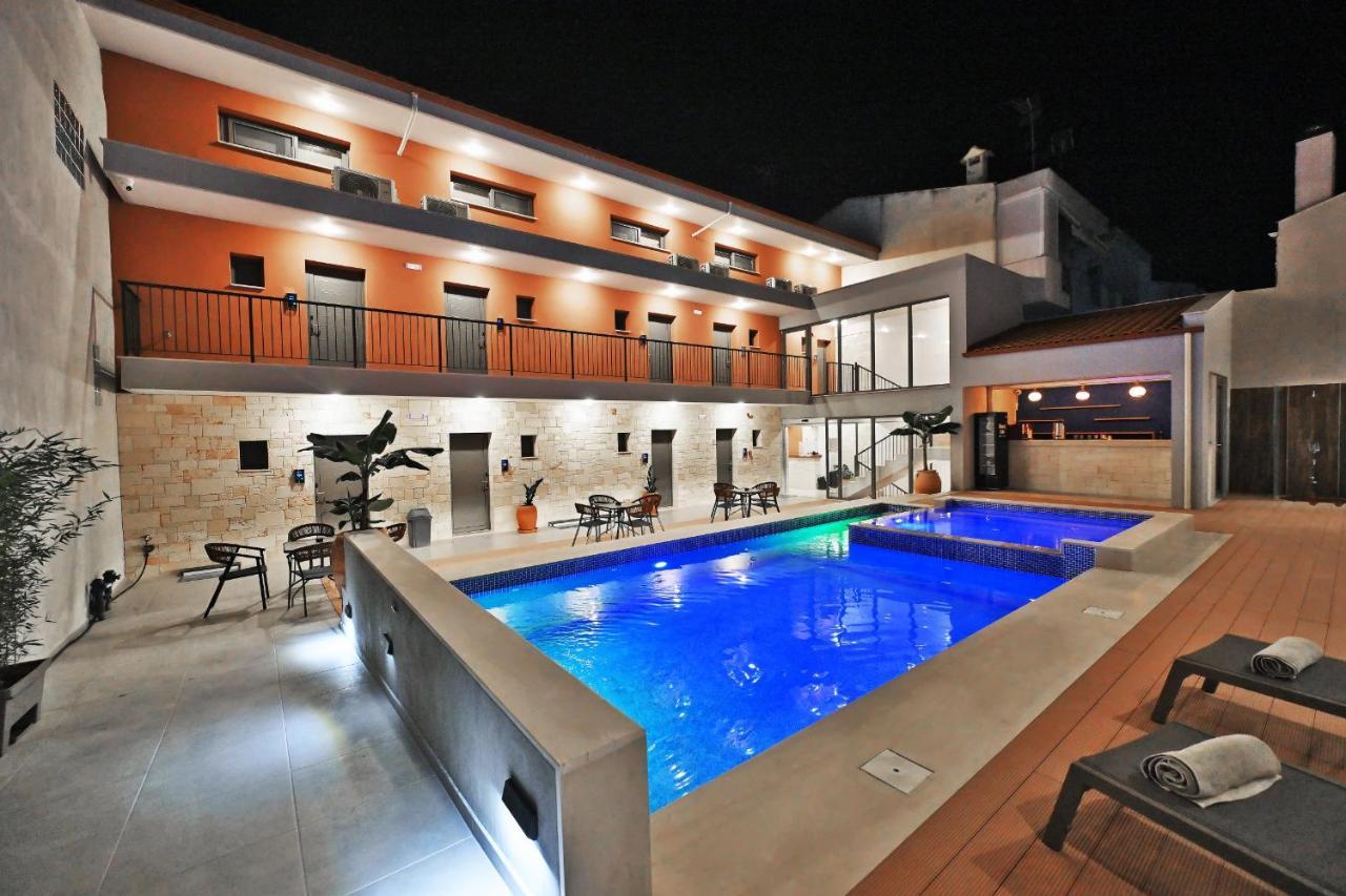 Maltepe Luxury Accommodation By Travel Pro Services Kallithea  Buitenkant foto