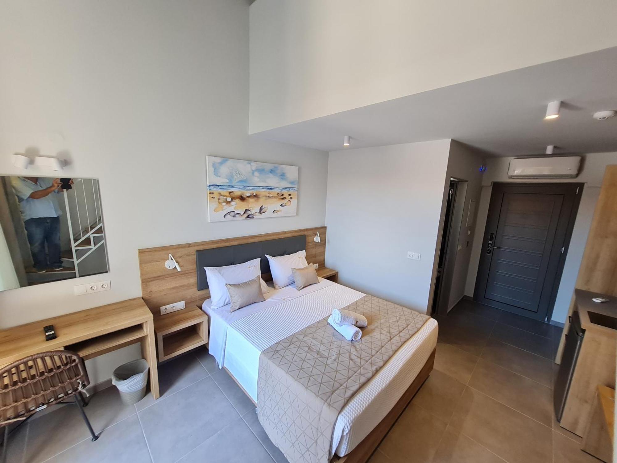 Maltepe Luxury Accommodation By Travel Pro Services Kallithea  Buitenkant foto