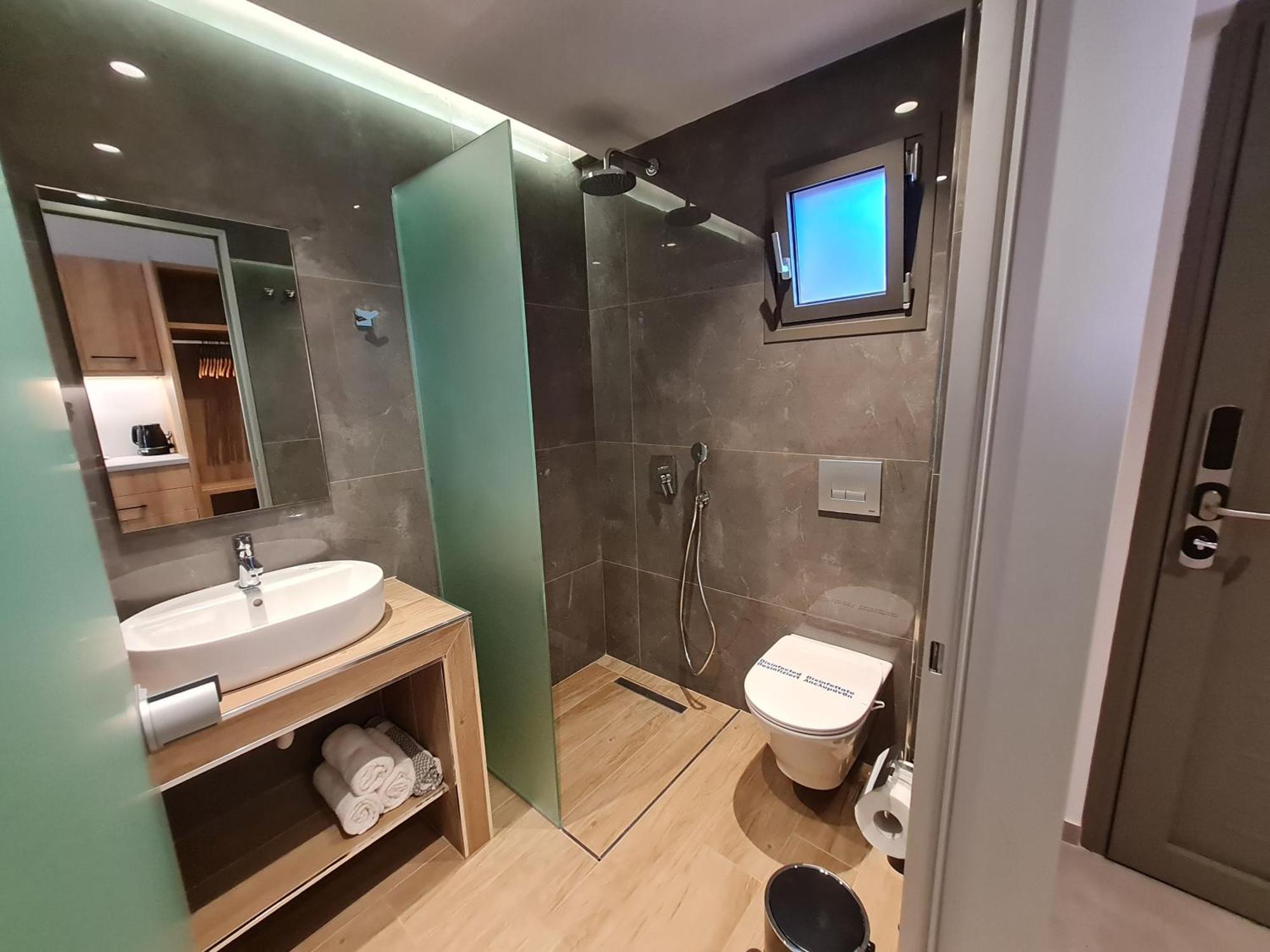 Maltepe Luxury Accommodation By Travel Pro Services Kallithea  Buitenkant foto