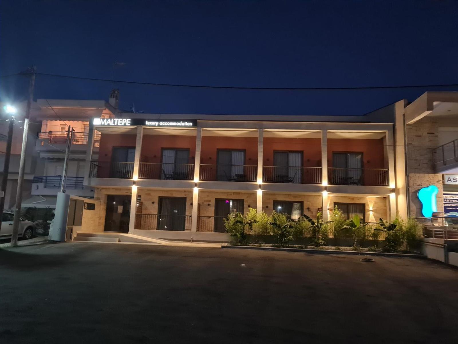 Maltepe Luxury Accommodation By Travel Pro Services Kallithea  Buitenkant foto