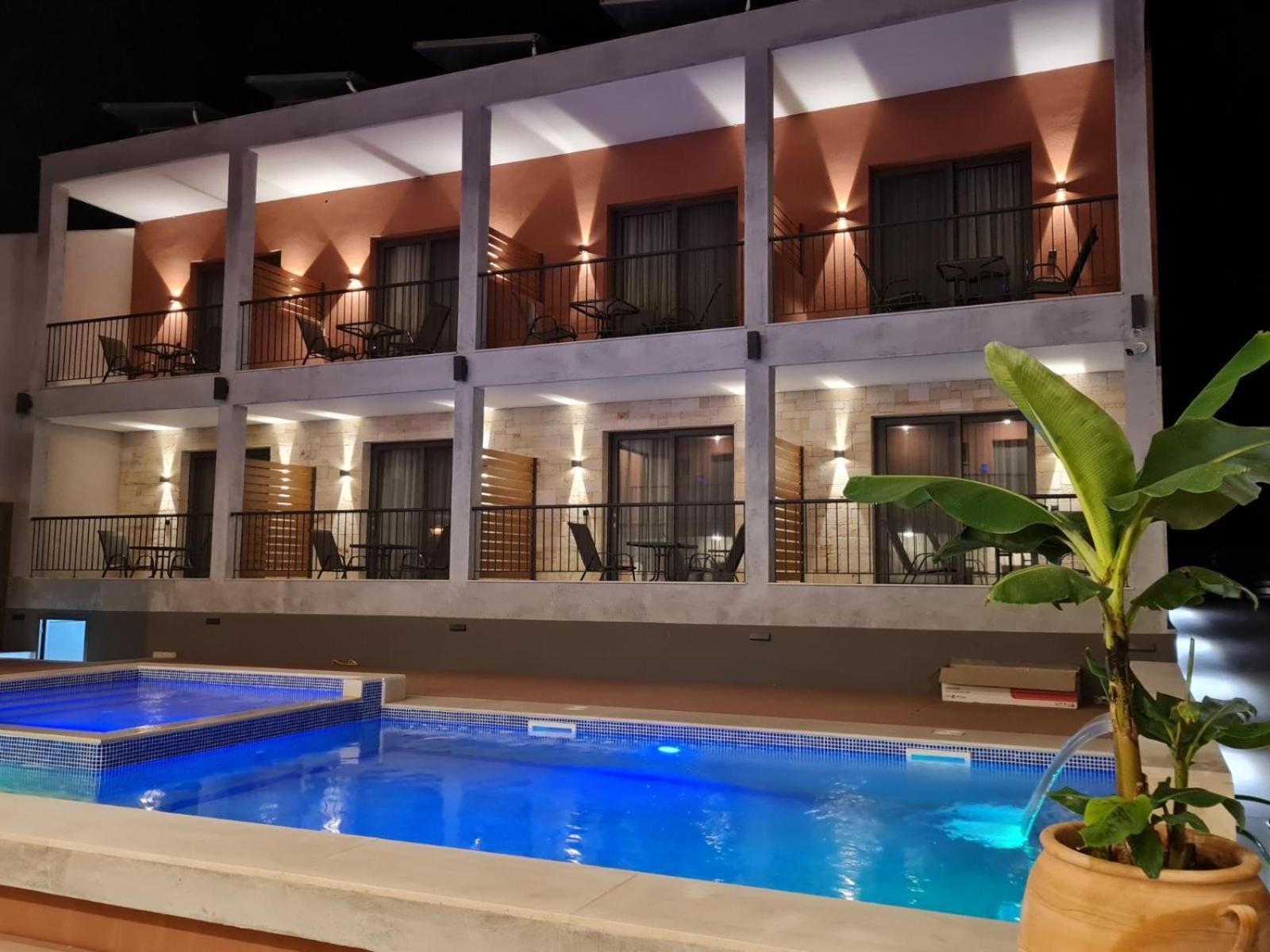 Maltepe Luxury Accommodation By Travel Pro Services Kallithea  Buitenkant foto