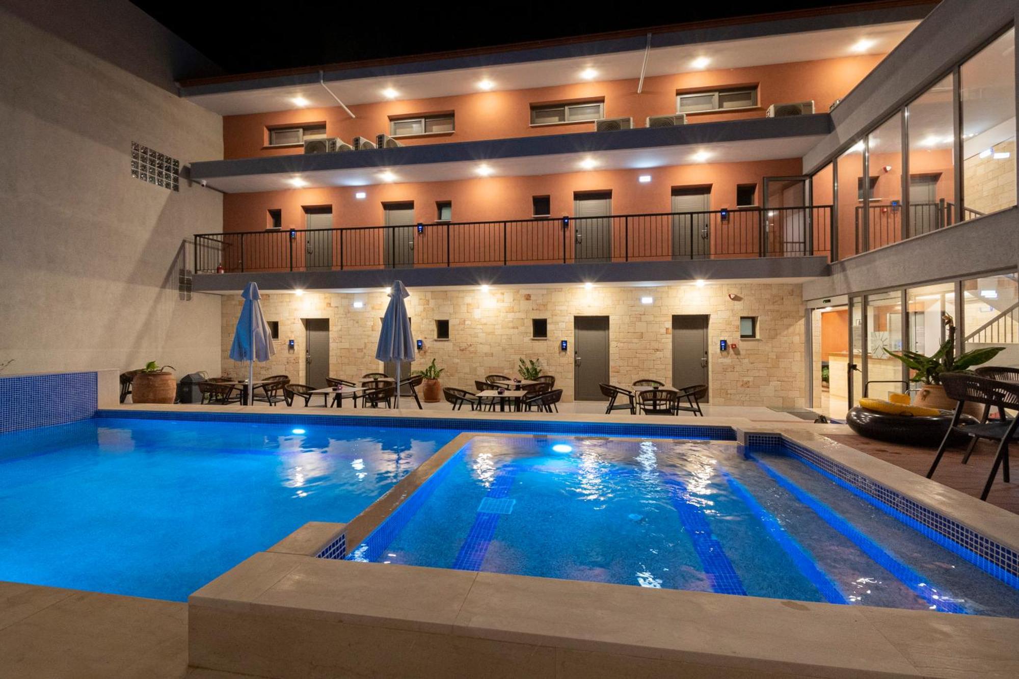 Maltepe Luxury Accommodation By Travel Pro Services Kallithea  Buitenkant foto