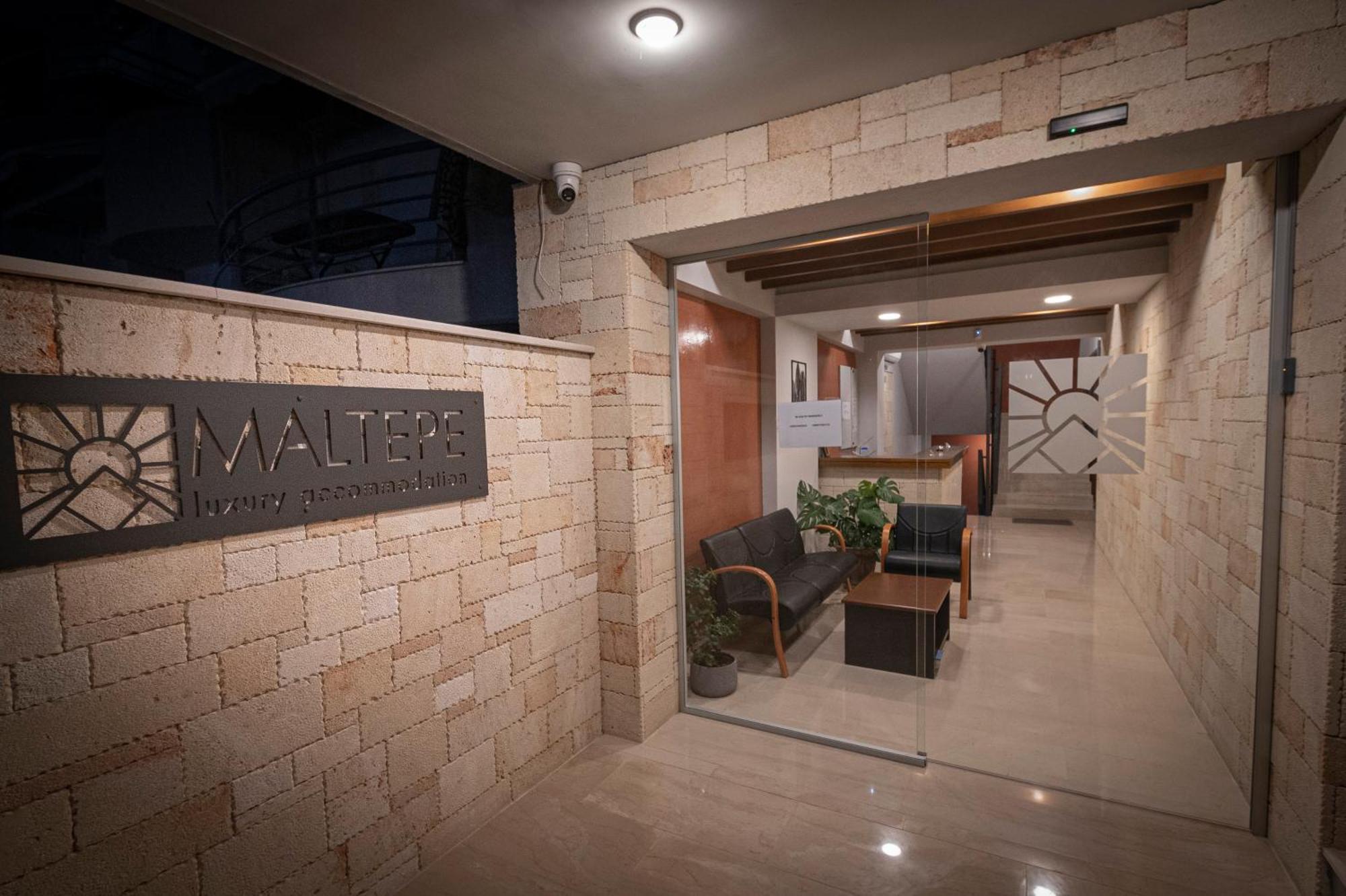 Maltepe Luxury Accommodation By Travel Pro Services Kallithea  Buitenkant foto
